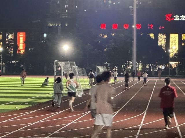 。