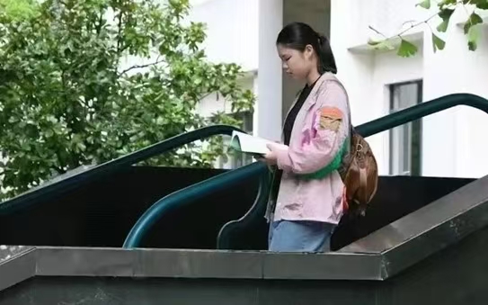 。