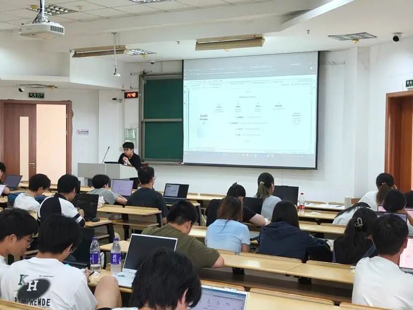 学院动态｜华为CANN启航营走进浙江工商大学